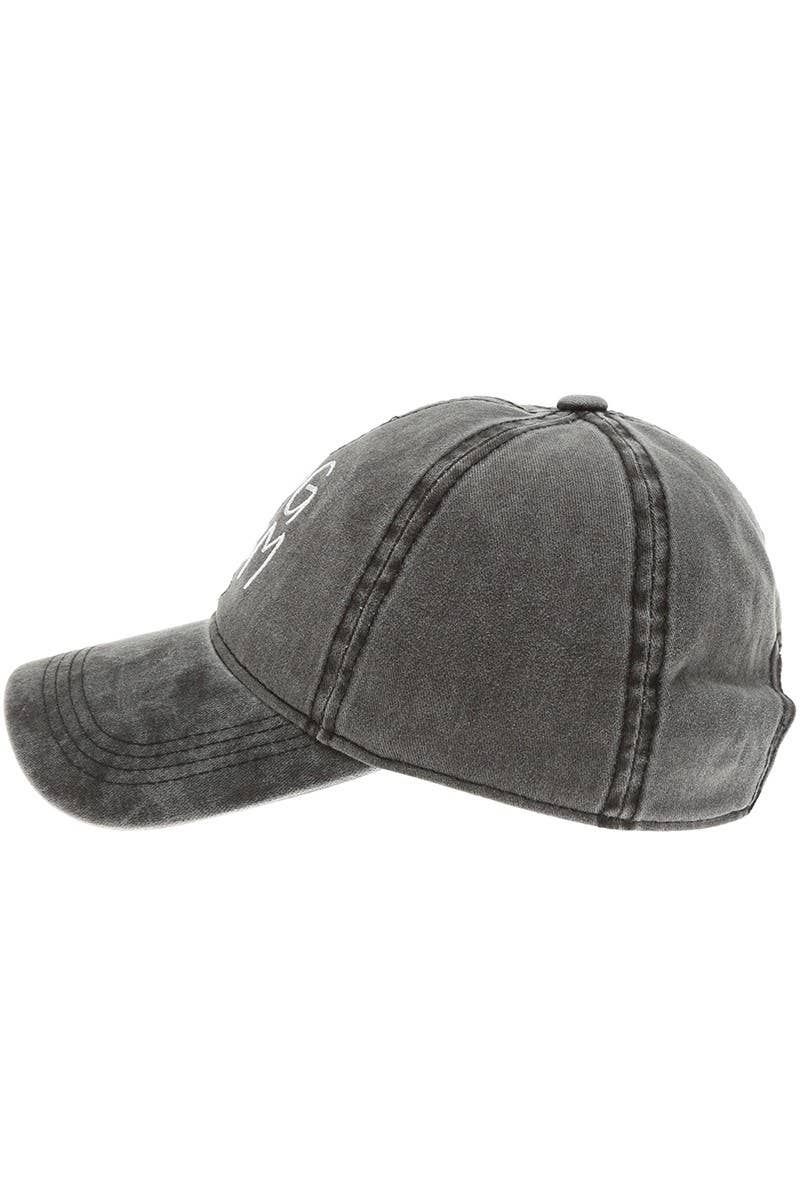 Dog Mom Embroidered Cotton Baseball Cap