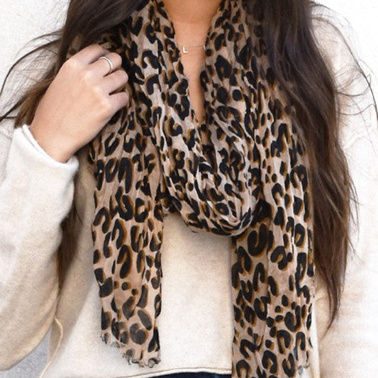 Lightweight Leopard Scarf
